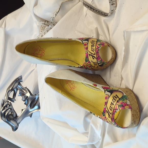 Ed Hardy sexy wedge - Picture 2 of 12